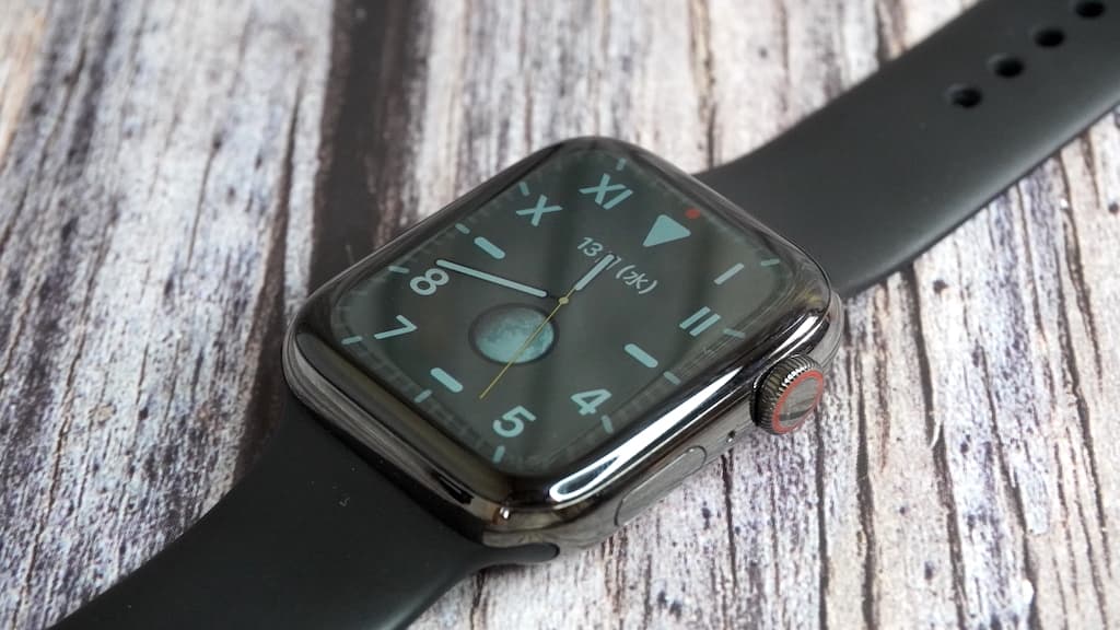 中古Apple Watchのおすすめ1つ目は、「Series 6」