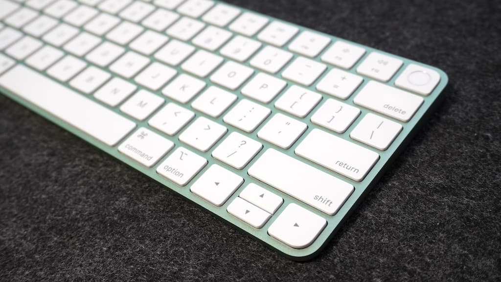 Apple：Magic Keyboard