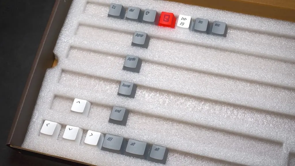 Keychron K2 : OEM Profile PBT Retroキーキャップセット レビュー