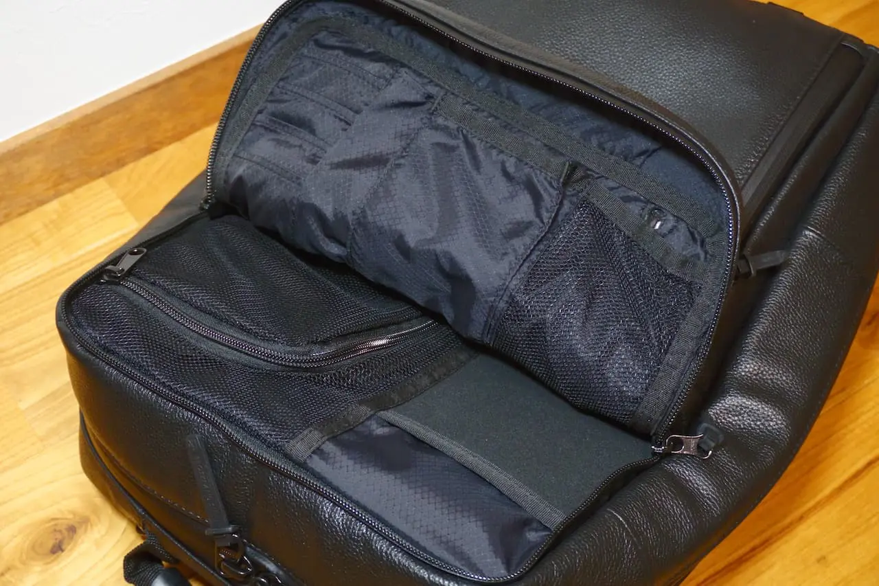 BROSKI AND SUPPLY「HUB5」レビュー | 上質な牛革を使った防水バック