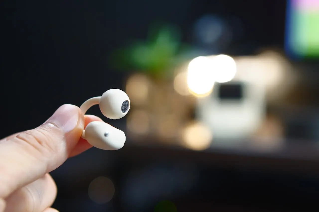 耳を塞がないオープンイヤーイヤホン「HUAWEI FreeClip」新色ベージュ