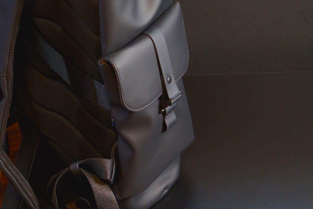 サイドポケット