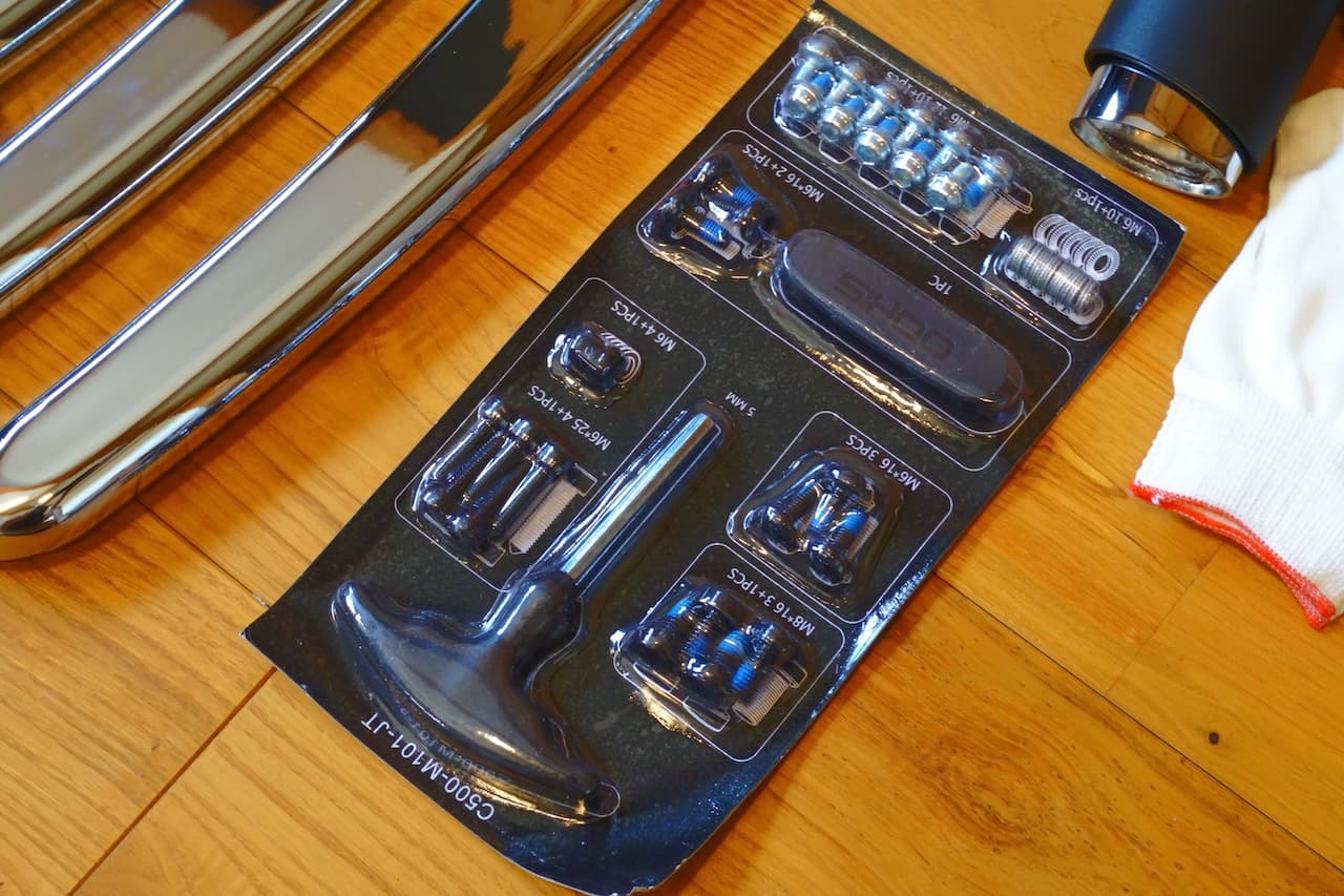 使うのは付属の六角レンチだけでOK