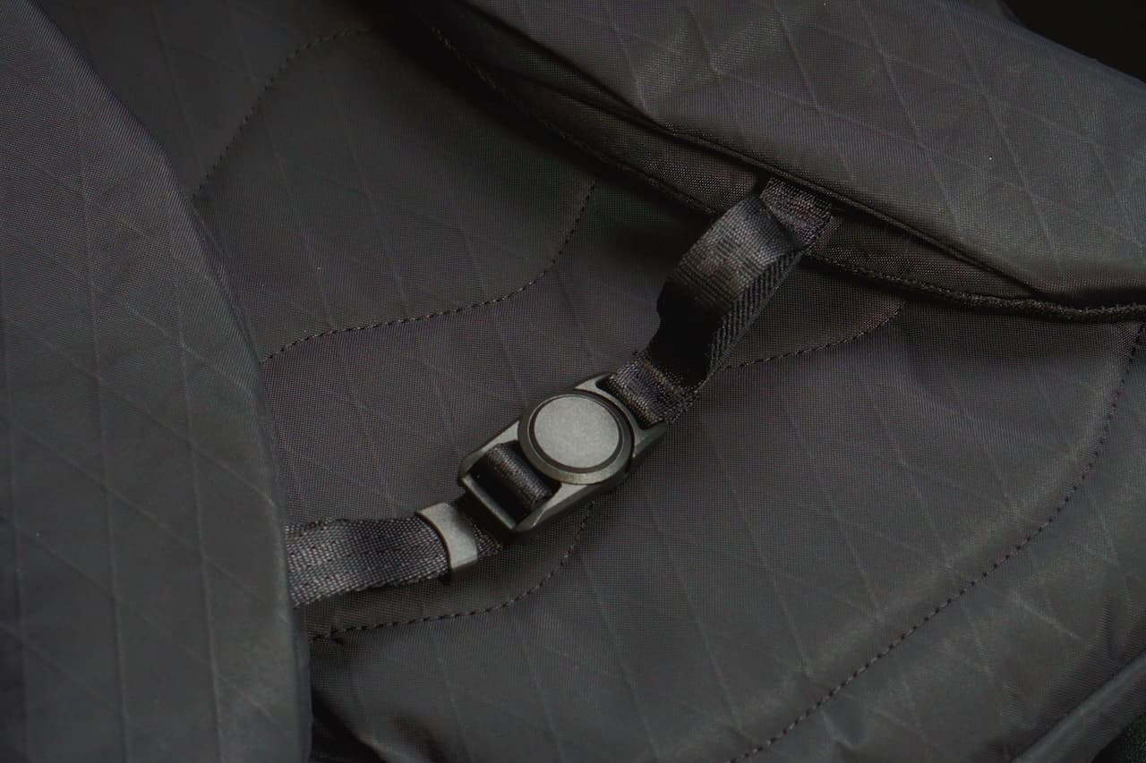 マグネット式チェストストラップ