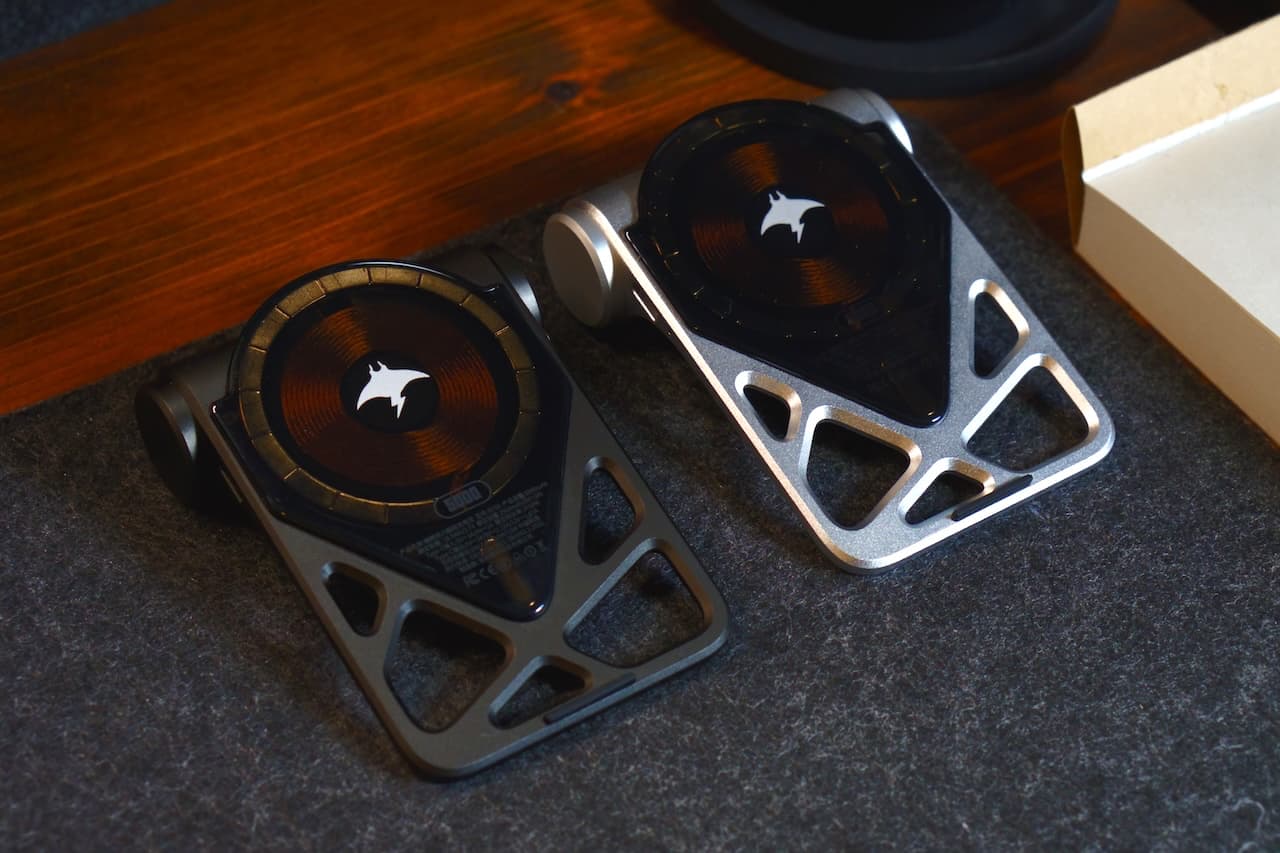 ブラックとシルバー