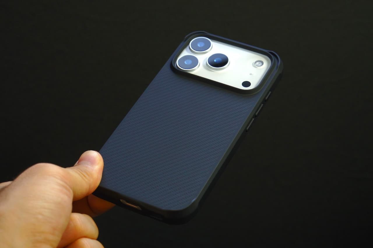 光の当たり方によって表情を変える美しさがある