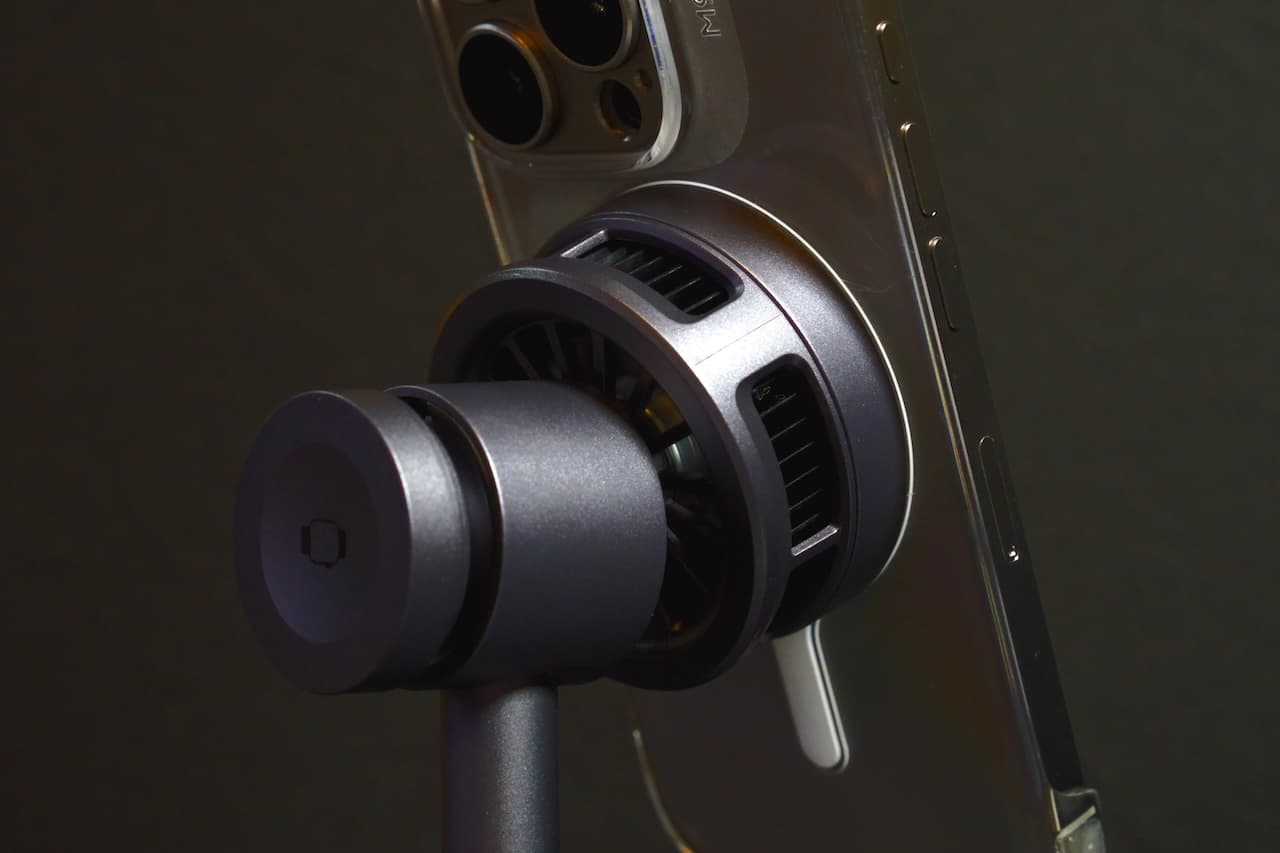 この静音性は精密に設計されたファンと筐体の賜物ですね