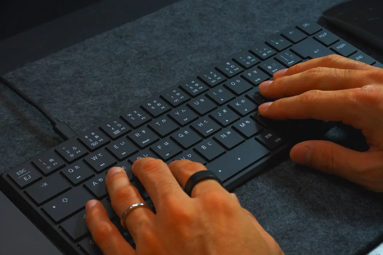 MiSTEL AIRONE PRO レビュー | CNCアルミ×Cherry MX ULPが紡ぐ至高の