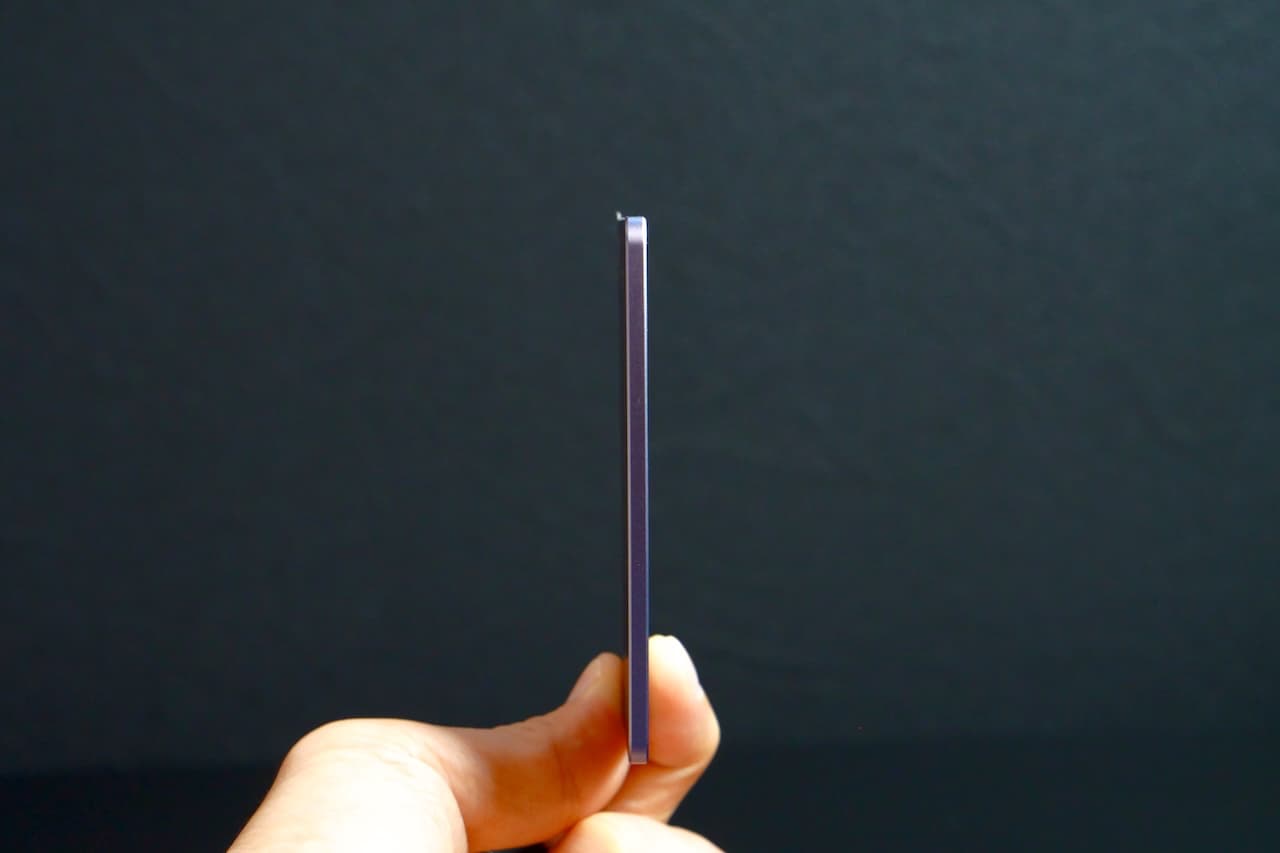 持ち運びの概念が変わる!手のひらに収まる洗練デザイン