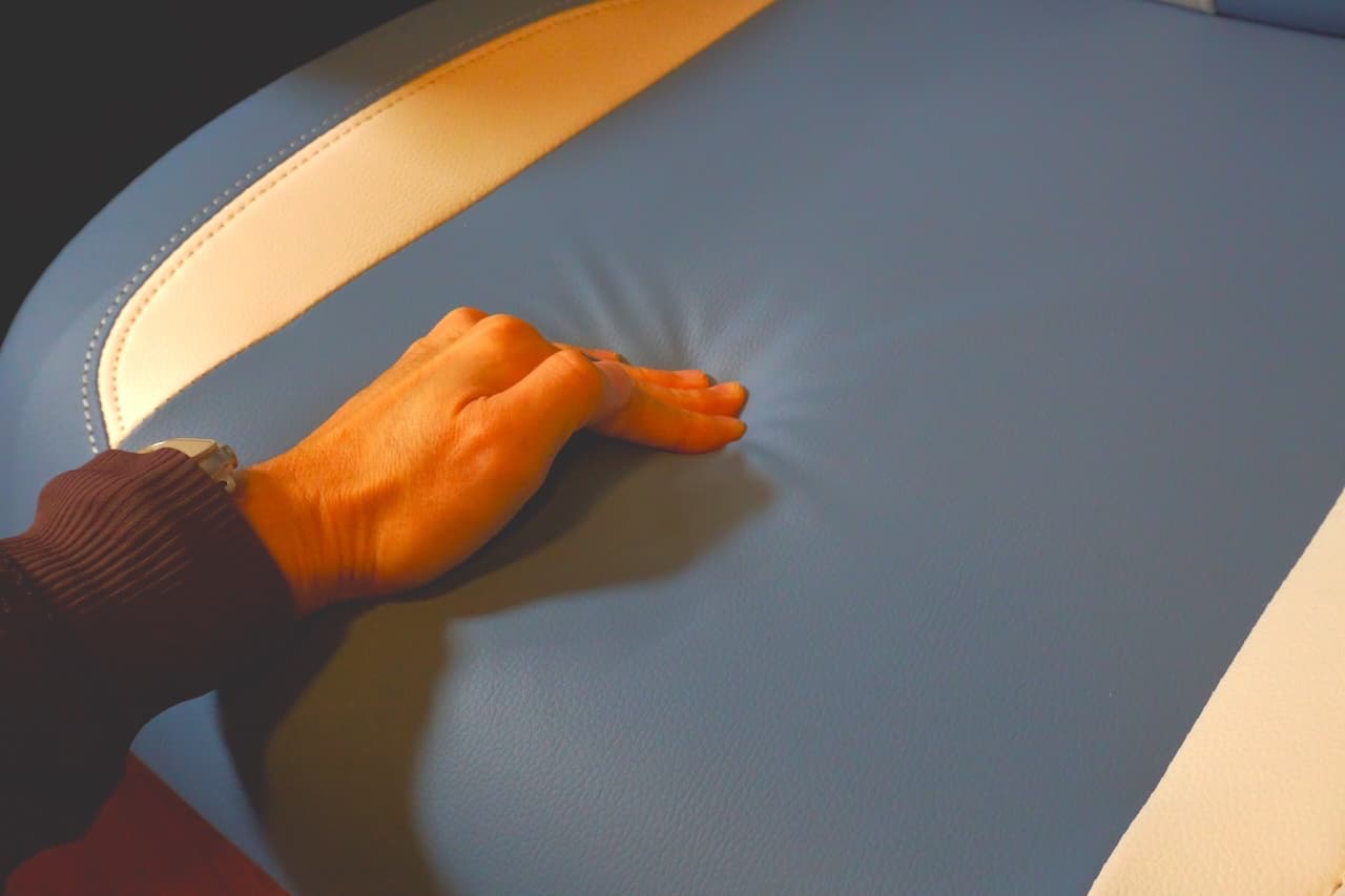 柔かすぎず沈み込みすぎずな座面