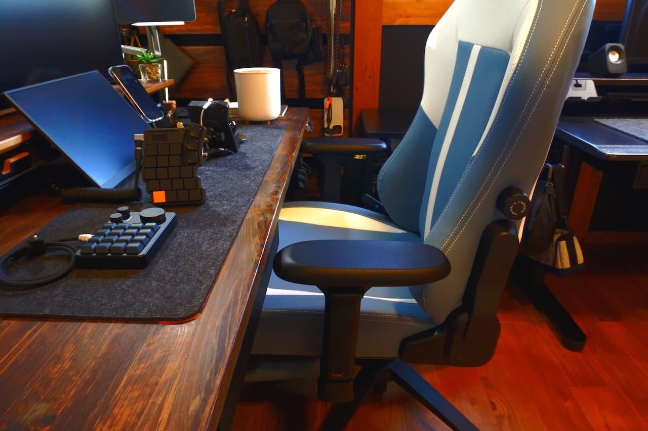 日本人体型に最適化された座面高42~53cm