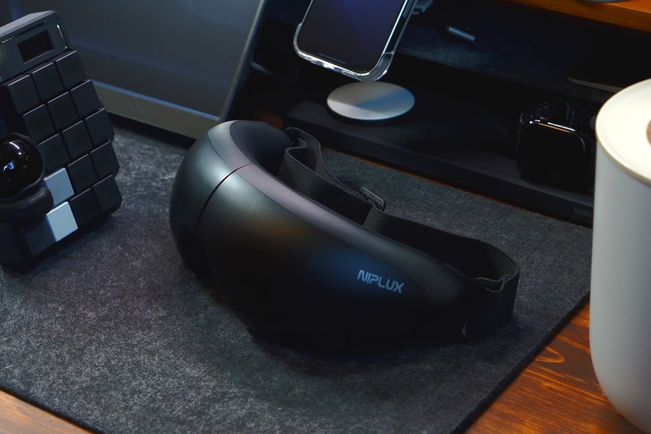 ヘルスケア感を抑えた、スタイリッシュなフラットボディ