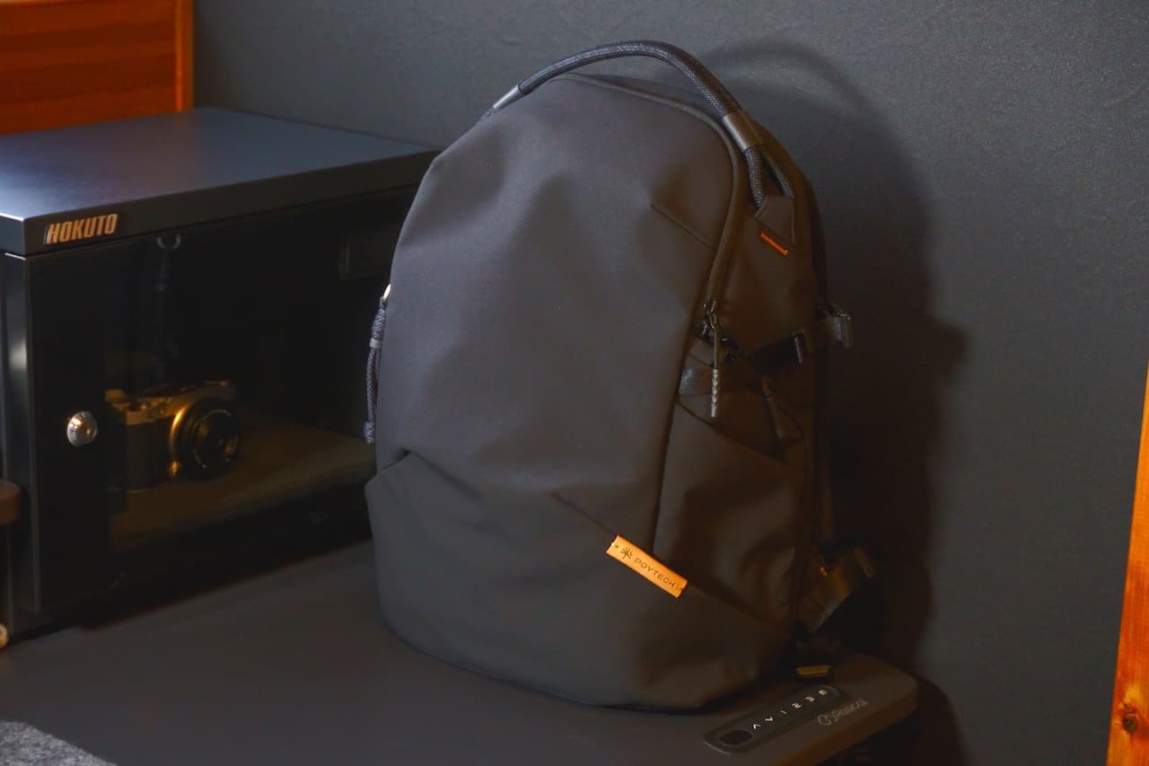 街にも馴染むミニマルでシャープなデザイン